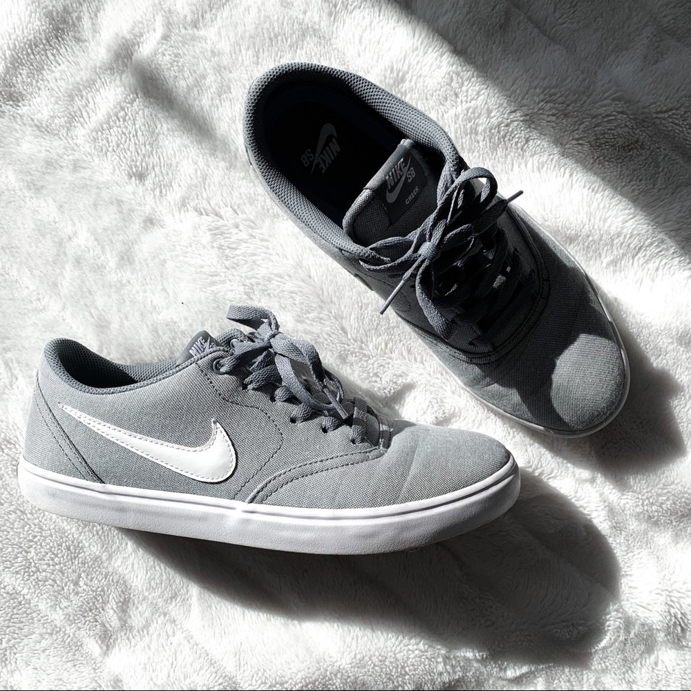 Men’s Grey Nike SB Sneakers